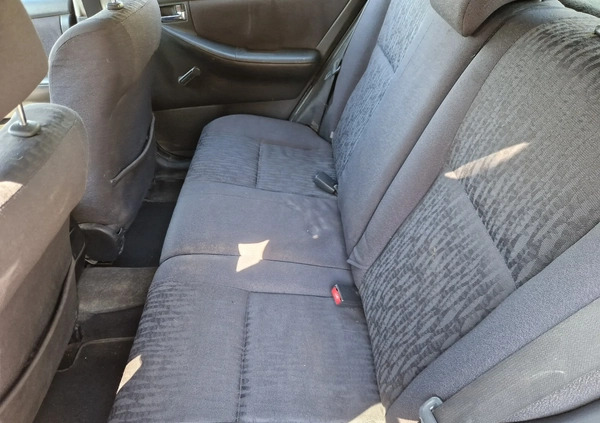 Toyota Corolla cena 4700 przebieg: 258000, rok produkcji 2003 z Żelechów małe 106